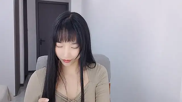 Snapshot of Lisa-3333 chatting on October 24, 2:13 pm Lisa-3333 online show from October 24, 2:13 pm