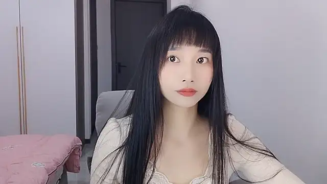 Snapshot of Lisa-3333 chatting on January 6, 1:48 pm Lisa-3333 online show from January 6, 1:48 pm