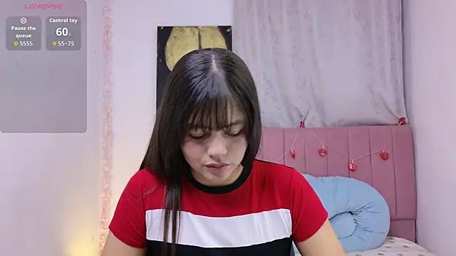 sukilove18 online show from March 21, 11:30 pm