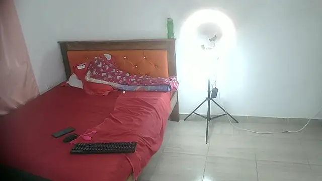 Lawuaifu1 online show from November 17, 7:30 pm