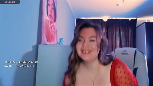 Aura boobss online show from February 3, 8:30 am