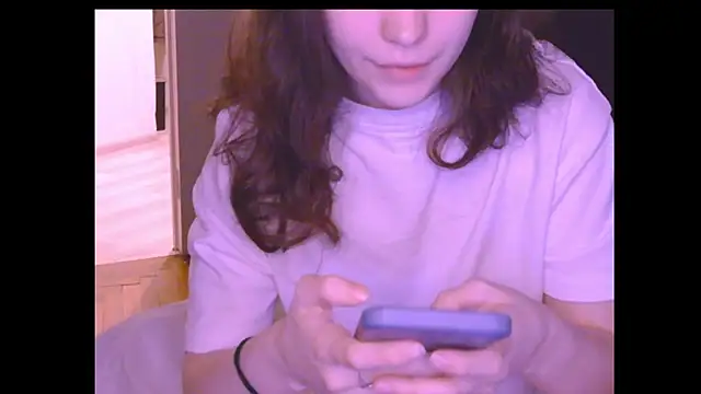 Snapshot of Lunliss chatting on May 15, 8:27 pm Lunliss online show from May 15, 8:27 pm