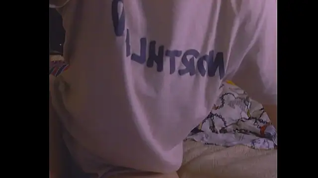 Snapshot of Lunliss chatting on July 25, 4:59 pm Lunliss online show from July 25, 4:59 pm