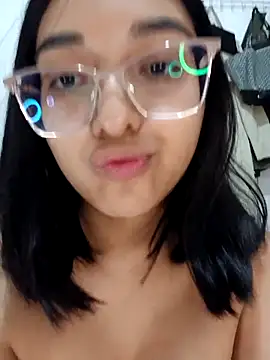 Milly Sweet14 online show from September 17, 10:55 pm