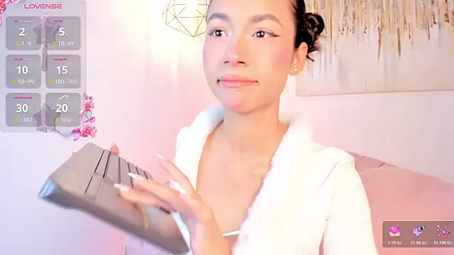 sofia ange online show from June 2, 11:56 am