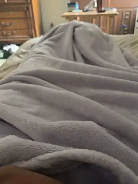 Snapshot of Detroitplaya33 chatting on March 23, 3:38 pm Detroitplaya33 online show from March 23, 3:38 pm