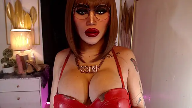 Snapshot of Goddess_Maliya chatting on September 22, 4:58 am Goddess Maliya online show from September 22, 4:58 am