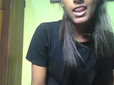 mickle james online show from September 30, 3:39 pm