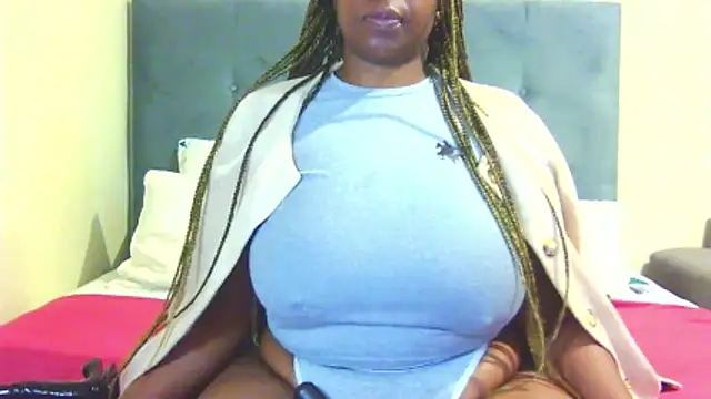 Snapshot of Black-Barbiexxc chatting on May 26, 4:30 am Black-Barbiexxc online show from May 26, 4:30 am