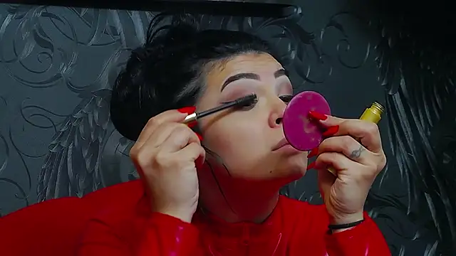 DevashaQueenX online show from April 15, 6:42 am