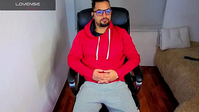 Ernesto-Rodriguez82 online show from February 23, 3:59 am