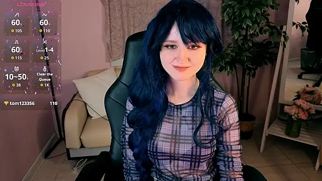 Snapshot of girl_next_doorr chatting on July 11, 1:47 pm girl next doorr online show from July 11, 1:47 pm