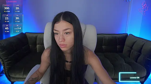 FataleNellie online show from September 23, 7:11 am