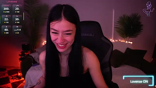 FataleNellie online show from April 7, 9:37 pm