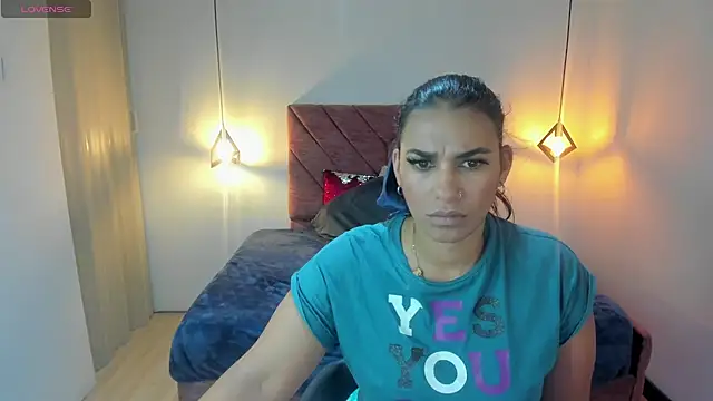 Lia Blake  online show from May 25, 7:09 pm