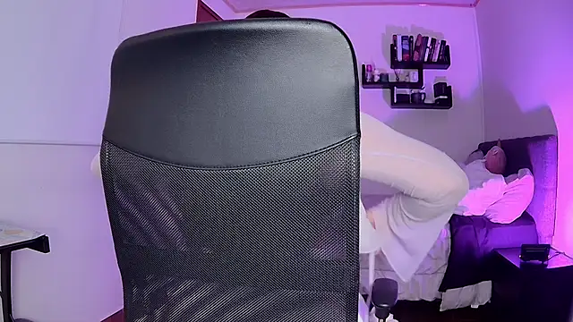 Violet moon24 online show from September 9, 10:59 am