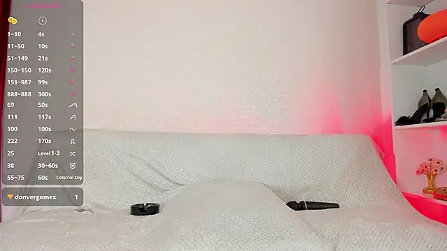 missweetpeach online show from May 16, 12:07 am
