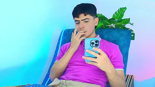 CamiiGuzmanX online show from October 29, 8:21 pm