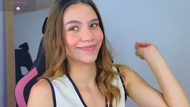 Snapshot of AntonellaaRossii chatting on July 17, 12:56 pm AntonellaaRossii online show from July 17, 12:56 pm