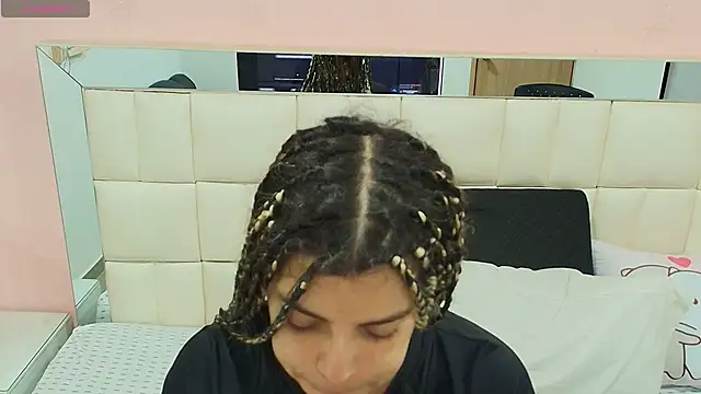 gisell gomez online show from December 5, 12:03 pm