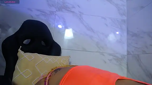 Snapshot of kairadayamai chatting on September 30, 11:43 pm kairadayamai online show from September 30, 11:43 pm