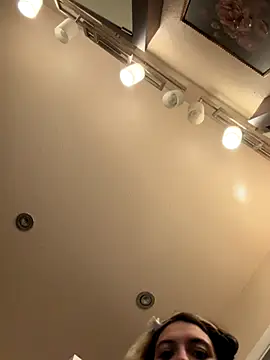 Snapshot of Chicagobabe chatting on November 23, 2:00 am Chicagobabe online show from November 23, 2:00 am