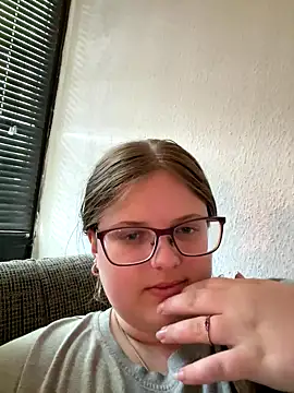 Snapshot of CurvyPaar2 chatting on September 25, 10:30 am CurvyPaar2 online show from September 25, 10:30 am