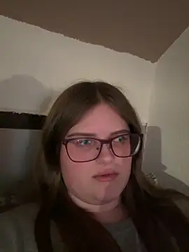 Snapshot of CurvyPaar2 chatting on February 2, 7:12 pm CurvyPaar2 online show from February 2, 7:12 pm