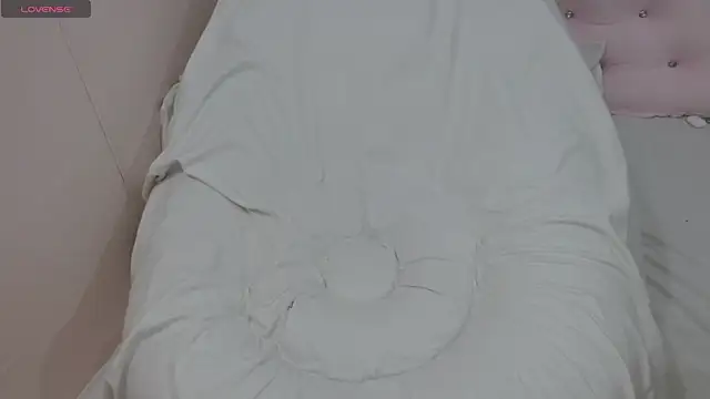 Alina MissAsian online show from October 28, 1:47 pm