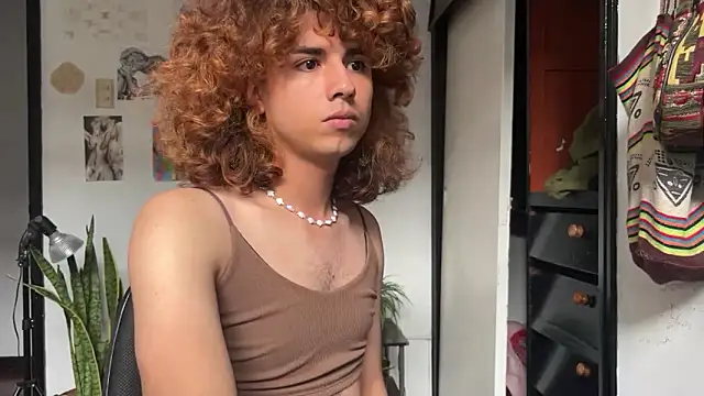 camille delrey online show from February 8, 8:45 pm