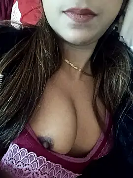 payalsharma95 online show from December 22, 5:21 pm