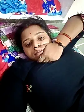 Snapshot of Hot_crety chatting on September 10, 2:33 am Hot crety online show from September 10, 2:33 am