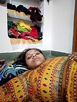 Snapshot of Hot_crety chatting on September 26, 1:20 am Hot crety online show from September 26, 1:20 am