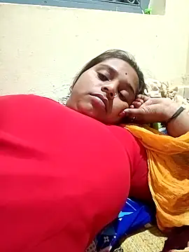 Snapshot of Hot_crety chatting on October 28, 11:47 am Hot crety online show from October 28, 11:47 am