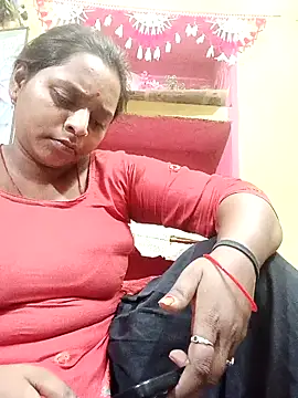 Hot crety online show from May 26, 6:48 pm