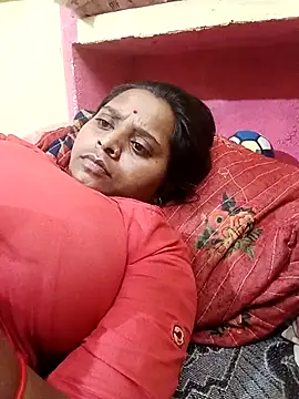 Hot crety online show from May 30, 4:15 pm