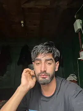 lyath3245 online show from July 24, 7:06 am