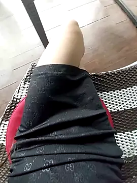 meomeocute online show from October 31, 5:30 am