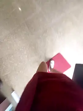 Snapshot of meomeocute chatting on March 5, 3:35 am meomeocute online show from March 5, 3:35 am