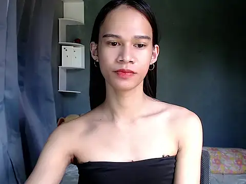 urseductivebarbie xx online show from February 12, 4:29 am