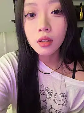 Snapshot of tuzi5201314 chatting on December 2, 5:24 am tuzi5201314 online show from December 2, 5:24 am