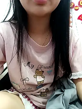 Snapshot of MinhChauXXX19 chatting on March 19, 3:16 pm MinhChauXXX19 online show from March 19, 3:16 pm