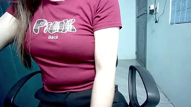  Sara 768 online show from November 16, 8:58 pm