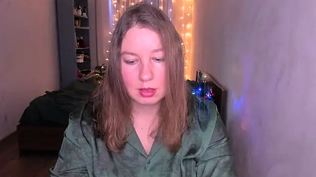 Snapshot of NancySanders chatting on December 22, 6:10 am NancySanders online show from December 22, 6:10 am