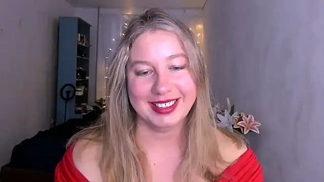 Snapshot of NancySanders chatting on February 14, 6:43 am NancySanders online show from February 14, 6:43 am