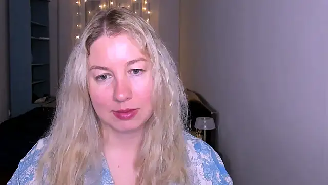 Snapshot of NancySanders chatting on July 5, 8:27 pm NancySanders online show from July 5, 8:27 pm
