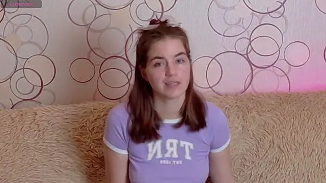 Snapshot of ElzaBlis chatting on September 22, 1:02 pm ElzaBlis online show from September 22, 1:02 pm