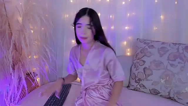 arianna cox   online show from November 6, 8:32 pm