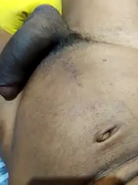 Snapshot of mayevviaqui chatting on April 15, 10:21 pm mayevviaqui online show from April 15, 10:21 pm