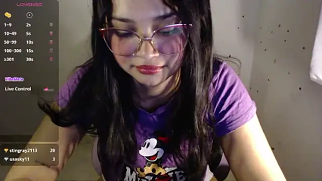 Snapshot of nice_oussy chatting on February 26, 10:42 pm nice oussy online show from February 26, 10:42 pm